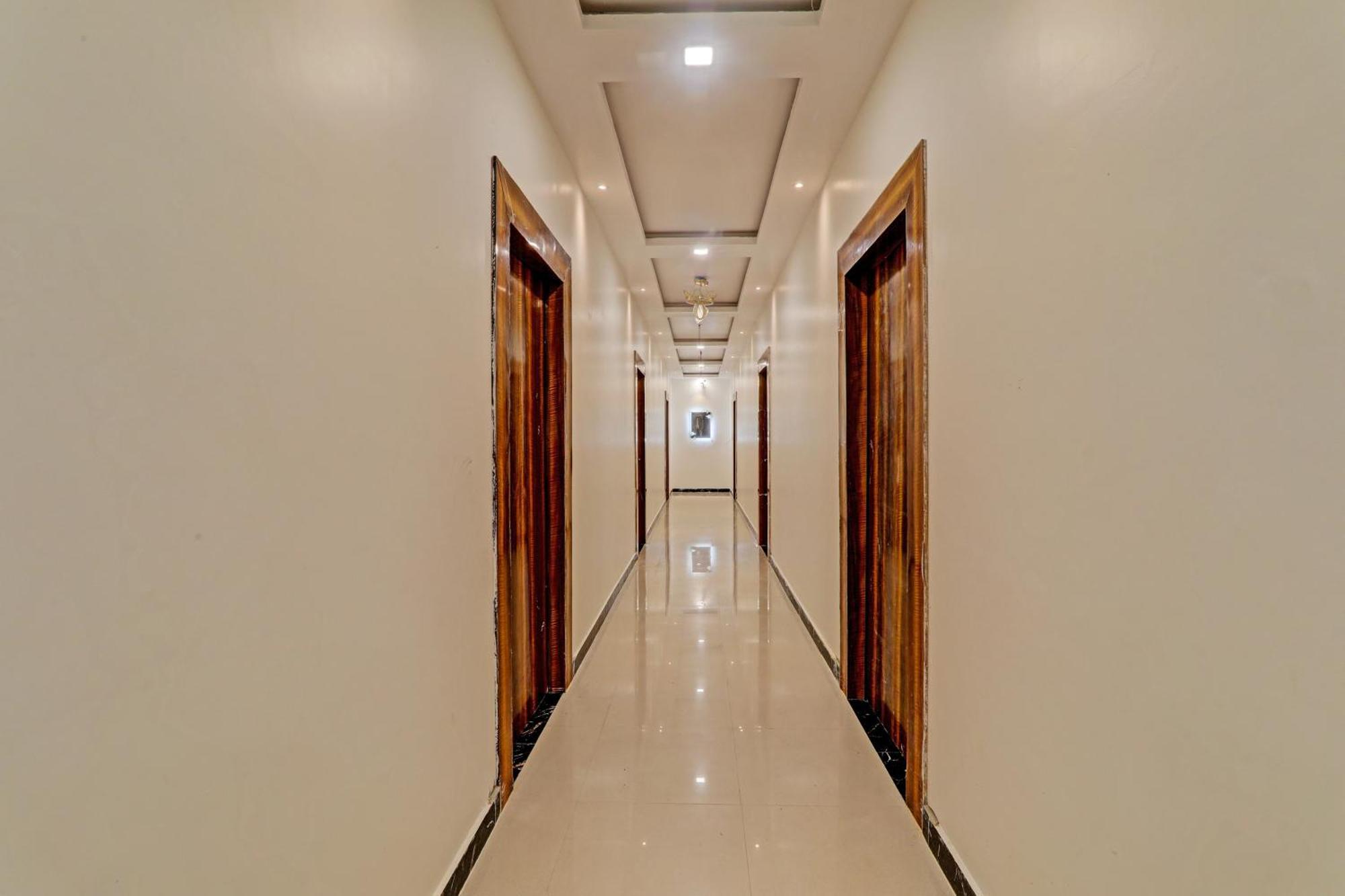 Hotel O Awadh International Bela Pratapgarh Экстерьер фото